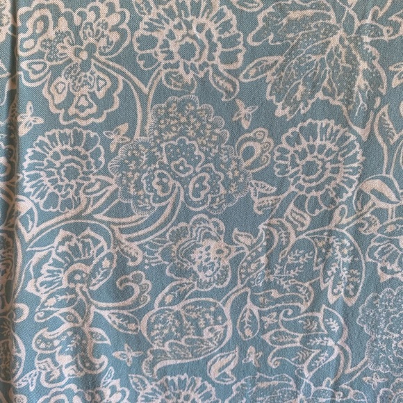 Old Navy Dressy Tank Top - Picture 3 of 7